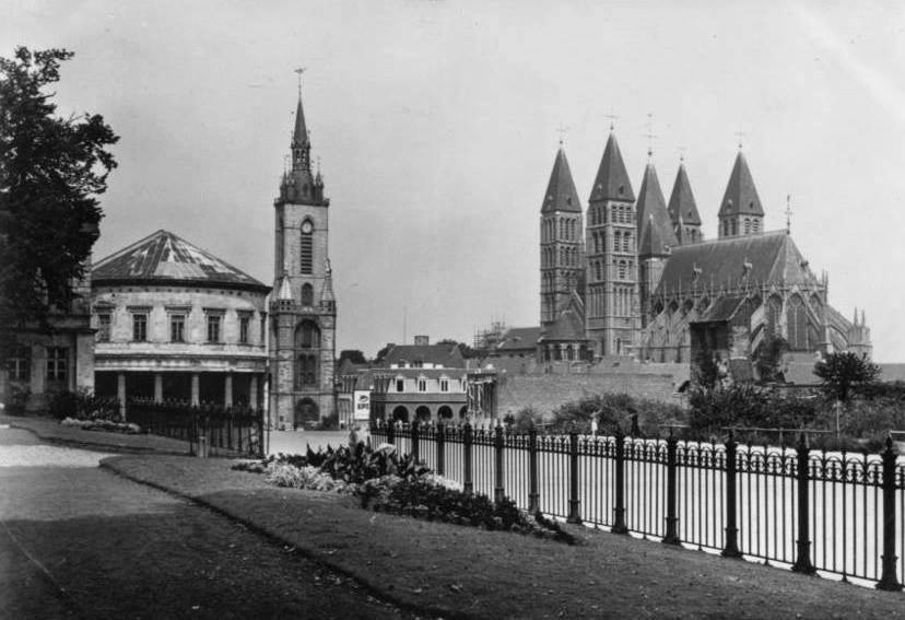 Photo historique de la place Reine Astrid